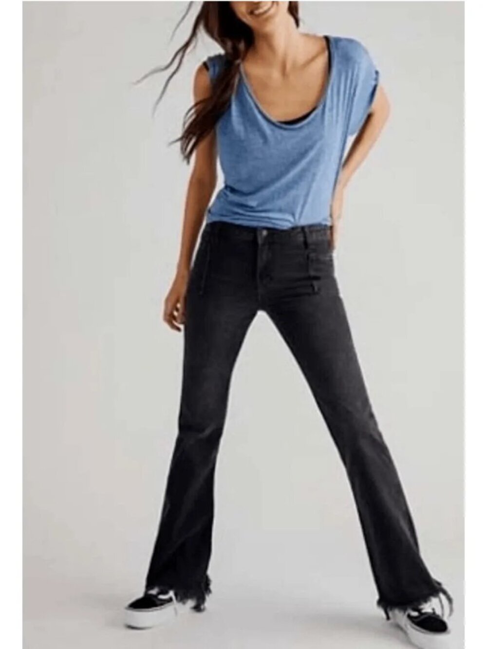 We The Free People Izzy Flare Leg Raw Fray Hem Jeans Black Patch Pockets SZ 28
